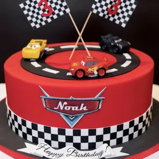 I ordered my own props but theres no way my should have looked like this