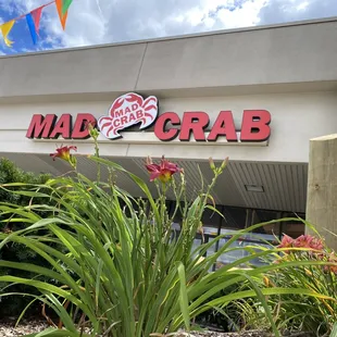 the front entrance of a restaurant