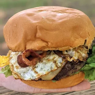 Mad Dash Burger | @telephonesmoothie