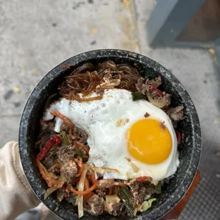 Bulgogi bowl with japchae
