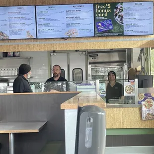 My Favorite Mad greens to go to.  Best service !!!!!