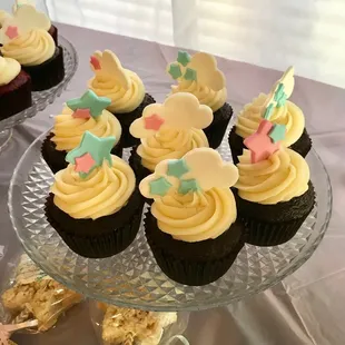 My sister in law's Baby shower cup cakes
