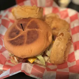 Mad Mack's Burger