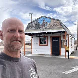 Awesome coffee and excellent service! If you are staying in Benson or visiting Tombstone you have to have to stop in!!