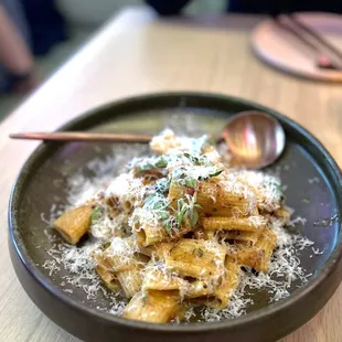 Rigatoni Ragout-pork shoulder, tomato, parm, chili