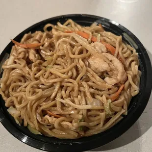 Chicken Lo Mein