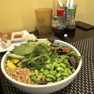 Vegetarian poke bowl