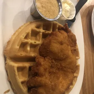 SPICY CHICKEN WAFFLE