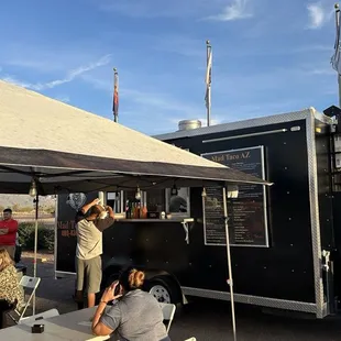 Laid back taco truck!