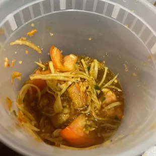 Sweet dressing papaya salad