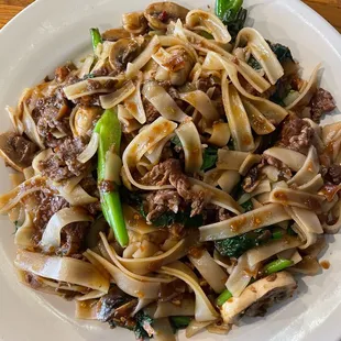 Drunken Noodles with Beef