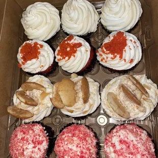 Strawberry Crunch x Banana Pudding x Red Velvet Cupcake x Vanilla Bean Gourmet Cupcake