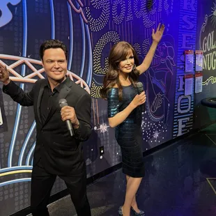 I'm a little bit countryyyyyyy.... And I'm a little bit rock and roll...