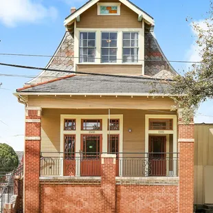 Front view of Madame Vic&apos;s