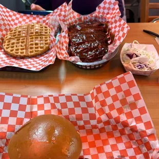 Kris&apos; Kornbread; Spicy Coleslaw; Pulled Chicken Sandwich; 1\2 Rack Ribs