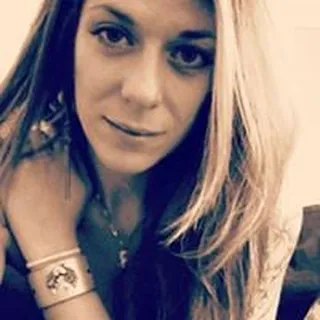 Andrea V.