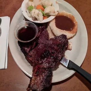 Prime rib: tough but good!