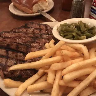 Great late night dinner!!  The place closes at 12pm.  The server was very friendly!  Great locals place to go!