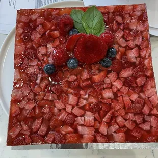 Vegan strawberry cheesecake