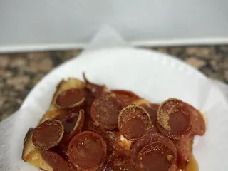 Village Square Pizza - Midtown