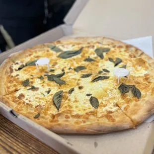 I told you all the Vodka Pizza is good...