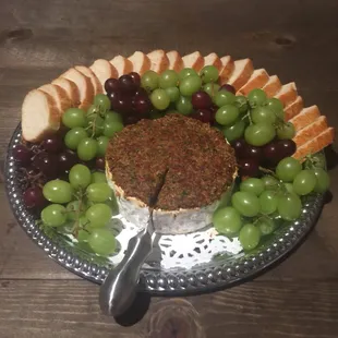 Brie &amp; Grapes