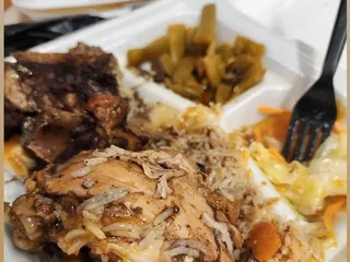 Stephanies Jamaican kitchen