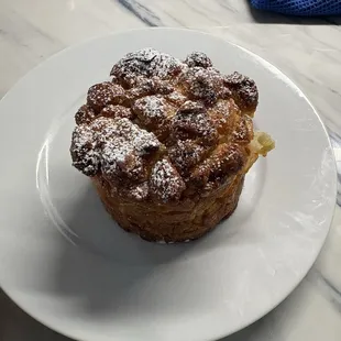 Vanilla Sugar Pull Apart Croissant