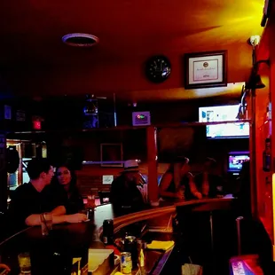 Great neighborhood bar. Fun crowd, sports on tv, and cold beer on tap.What more can you ask for!