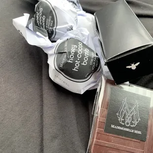 the contents of the package