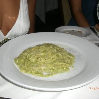 Linguine Al Pesto