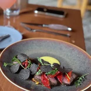 Beef tenderloin with black truffles