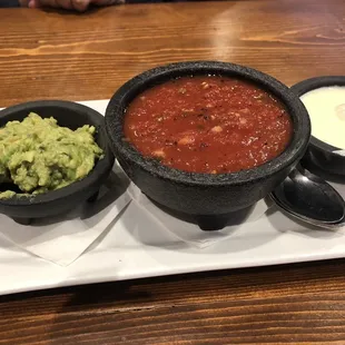 Trio - guacamole, salsa, queso