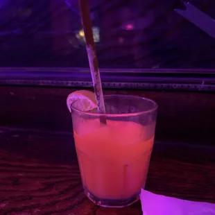 Frozen mango margarita