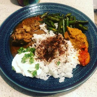 Kozhi Varutharacha Curry