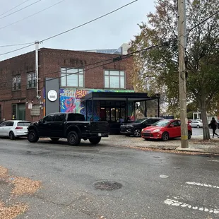 Outside patio/madis cafe building