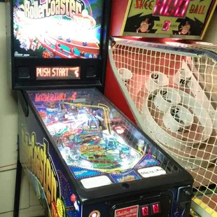 Rotating pinball machine. Rollercoaster tycoon for now, great machine!