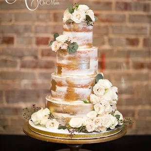 Madison's on Main wedding cake