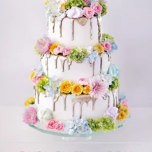 Madison's on Main - beautiful wedding cake