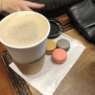 Latte and macrons