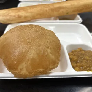 Chana Bhatura