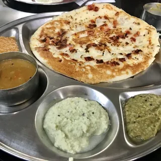 Onion Tomato Uthappam