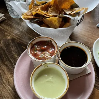 Guacamole & Chips