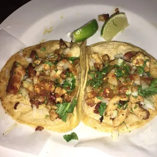 CHICKEN TACO