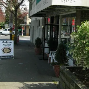 the entrance to madrona market and deli