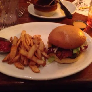 Bacon Cheeseburger*