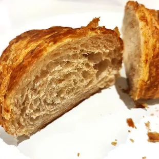 Plain croissant