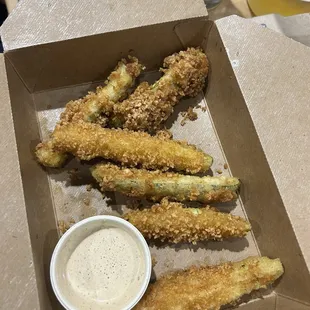 fried pickle spears