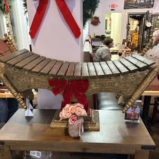 Cool artwork at entrance