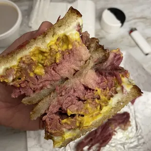 Corned beef sandwich with added mustard